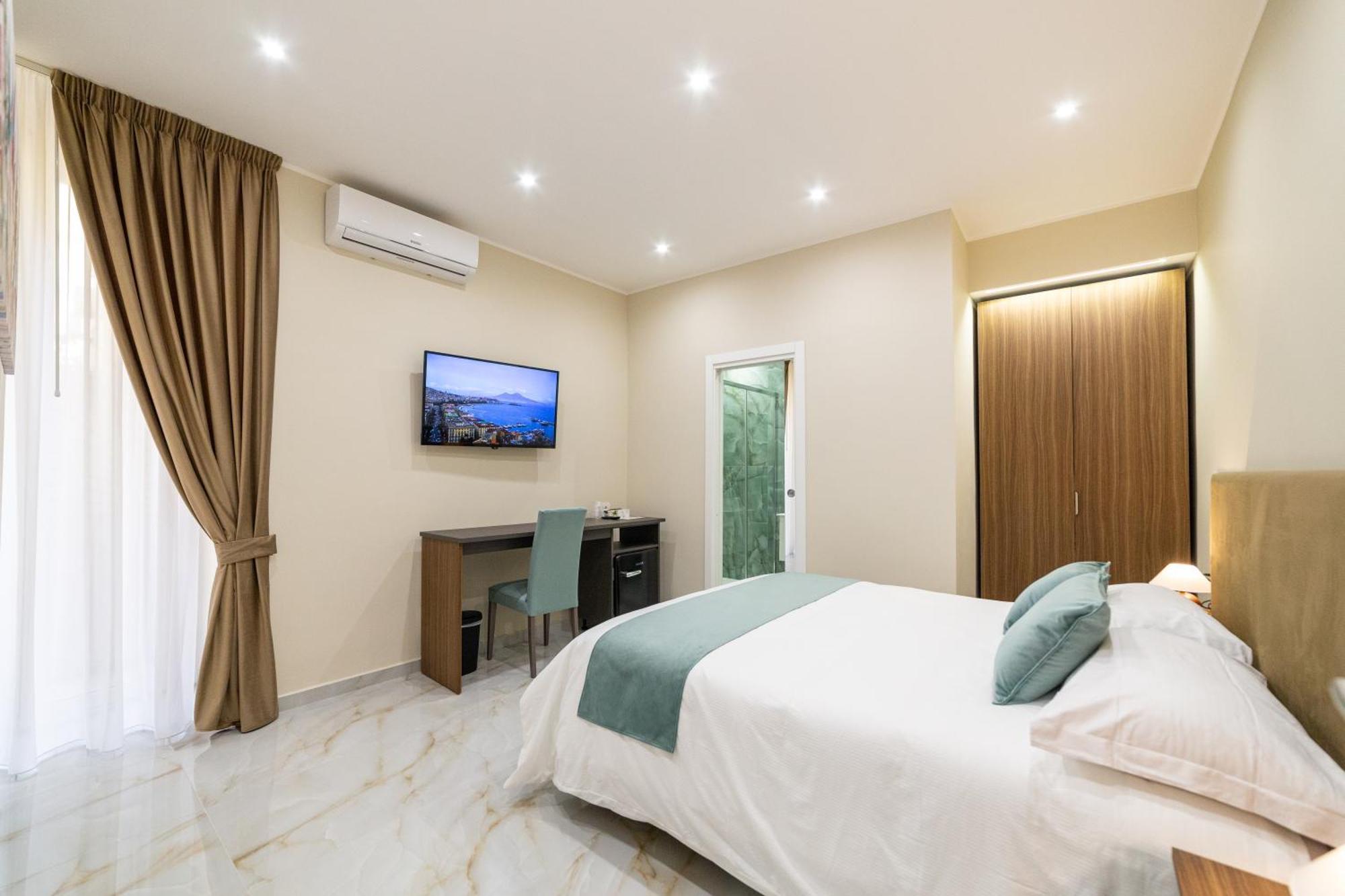 Station House 45 Bed & Breakfast Наполи Екстериор снимка