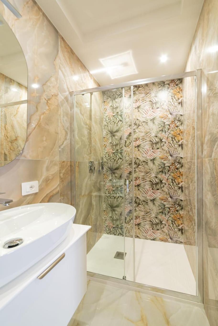 Station House 45 Bed & Breakfast Наполи Екстериор снимка