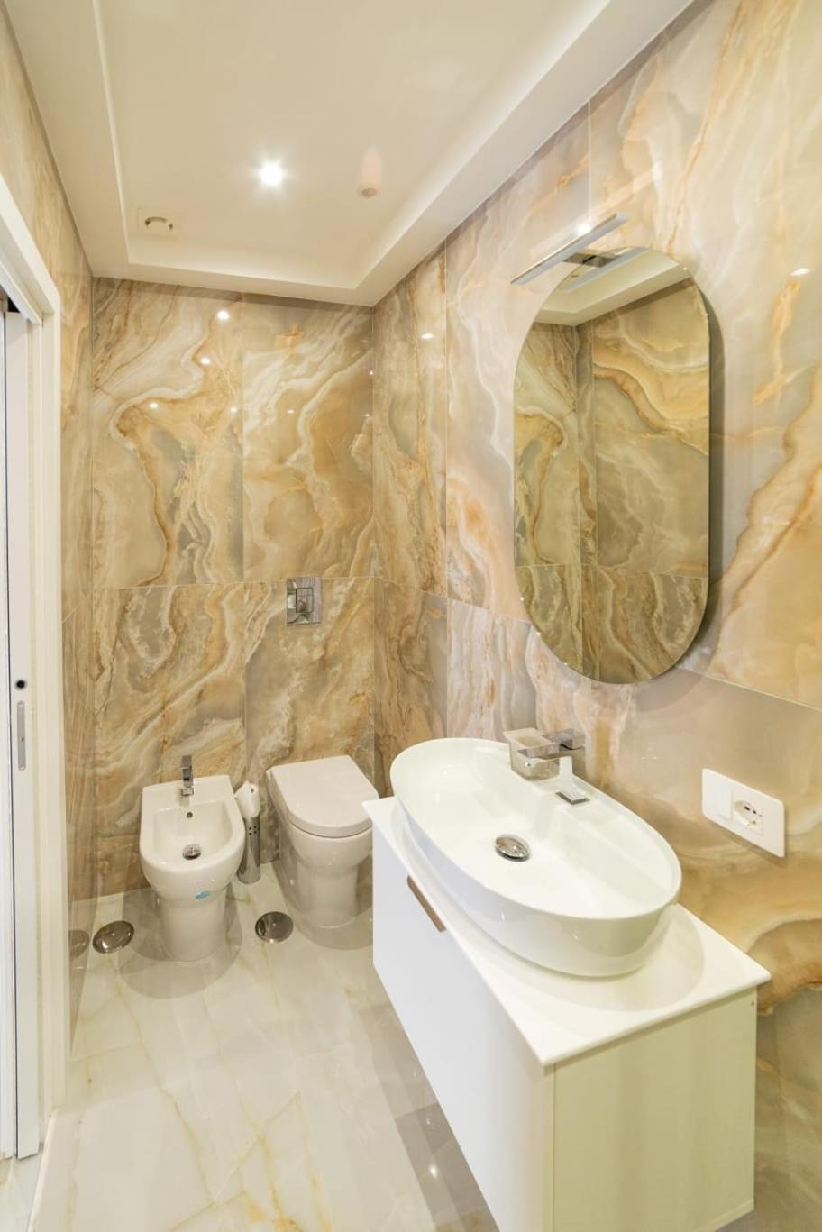 Station House 45 Bed & Breakfast Наполи Екстериор снимка