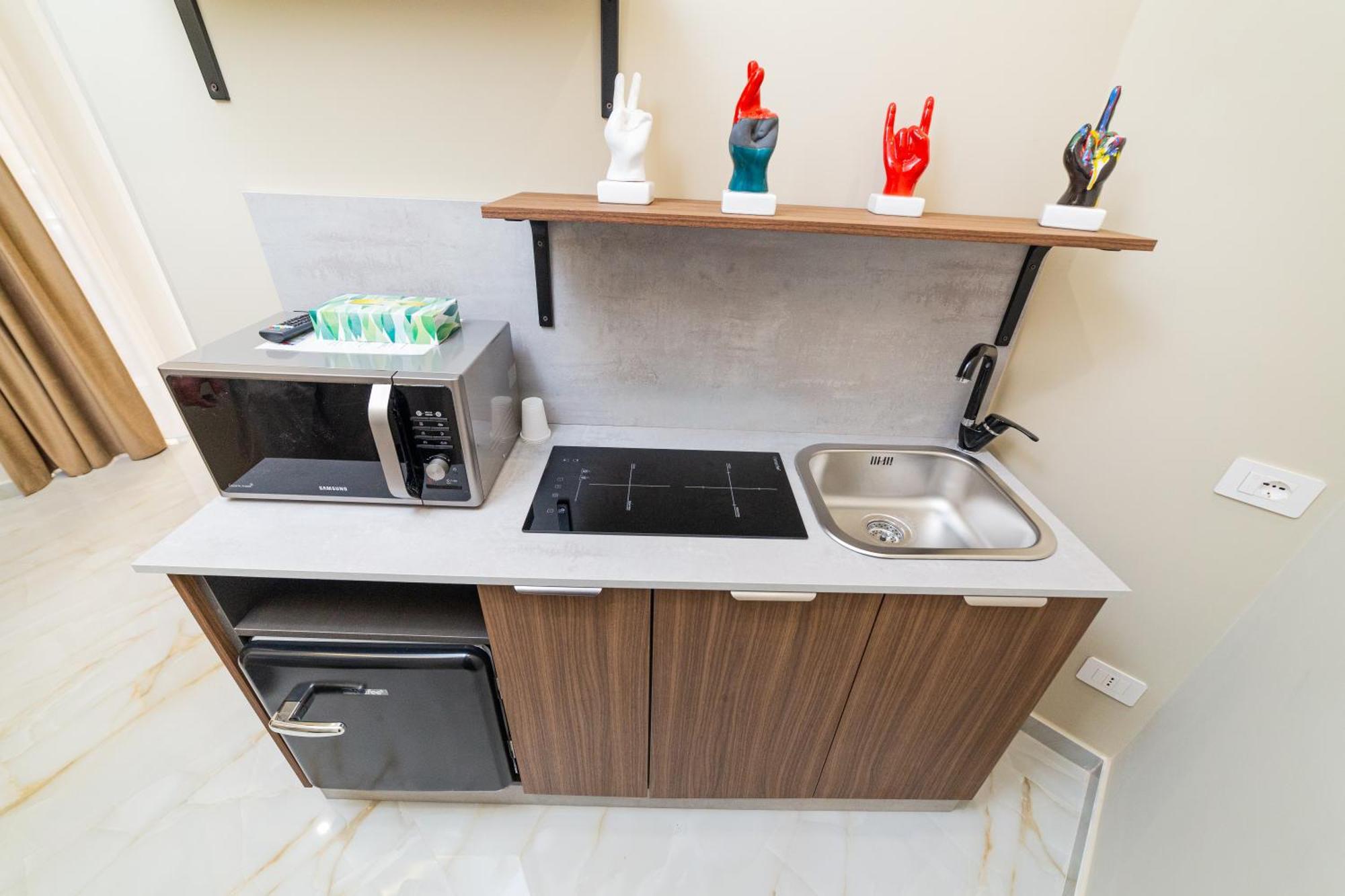 Station House 45 Bed & Breakfast Наполи Екстериор снимка